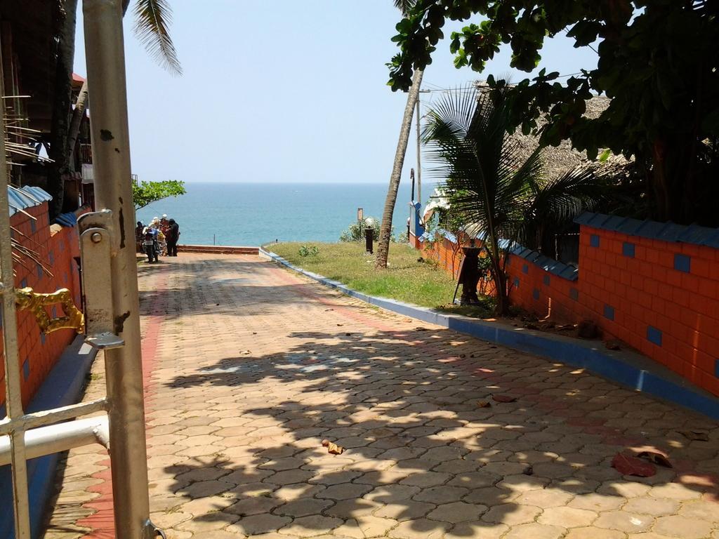 La Mirban Hotel Varkala Exterior photo